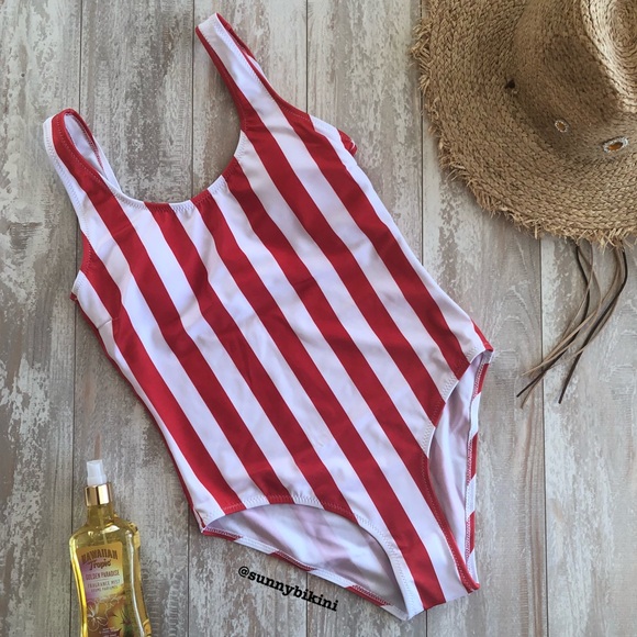 NWT Red stripe one piece swimsuit 🍎 - Picture 2 of 6